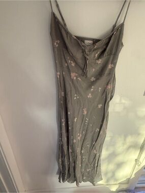 Wilfred Sage Slip Midi Dress with Pink Floral Print